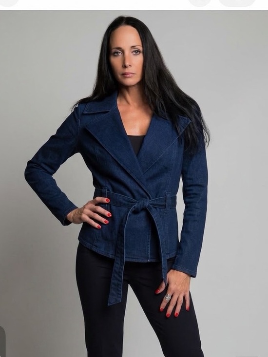 White House Black Market Jackets & Blazers - SHOW PRICE White House Black Market DENIM Belted Wrap Blazer sz4 or 8 Retail$110